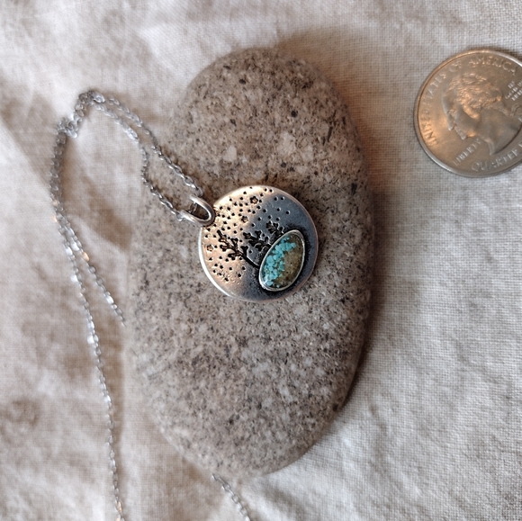 Turquoise Sand Tree necklace - Picture 3 of 5